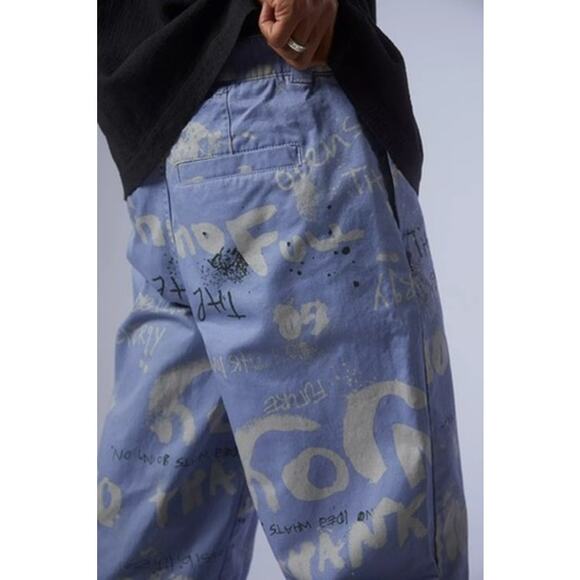 Urban Outfitters Men's Graffiti Print Chino Pants Size S Multicolor - Picture 4 of 7